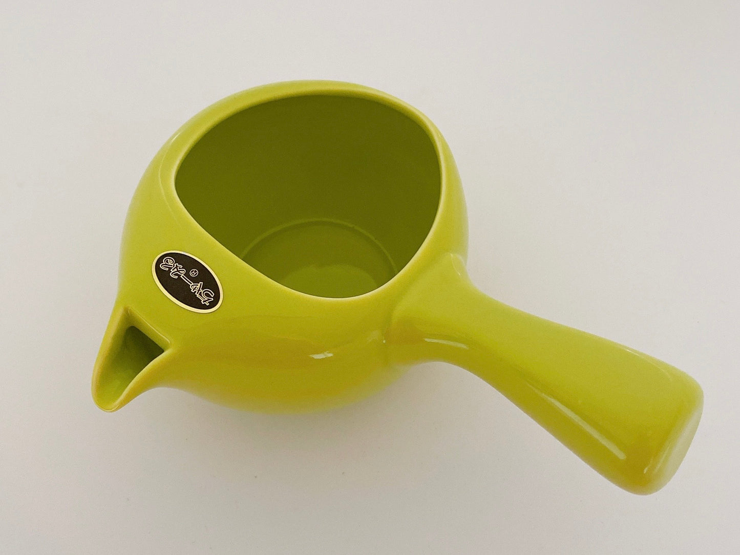 Tea pot